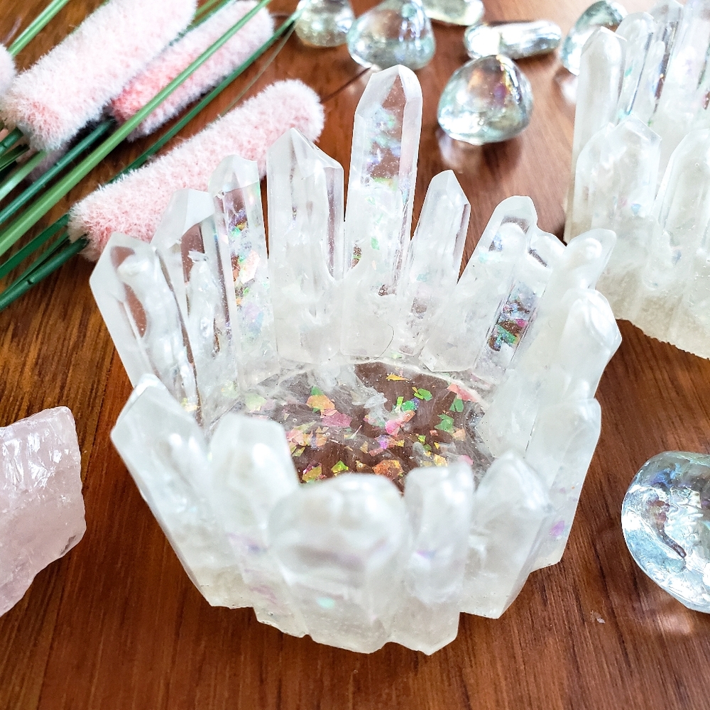 SOLD, Crystal Inspired Resin Tealight Candle Holder - Picture 4 of 13
